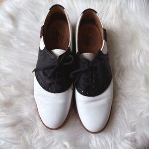 vintage gh bass & co saddle shoes in black + white leather womens 6.5